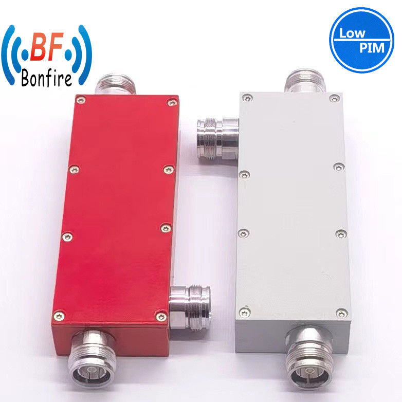 Rood N Vrouwelijk Type 380-2700MHz Breedband RF Directional Coupler 7dB Coupling Op maat