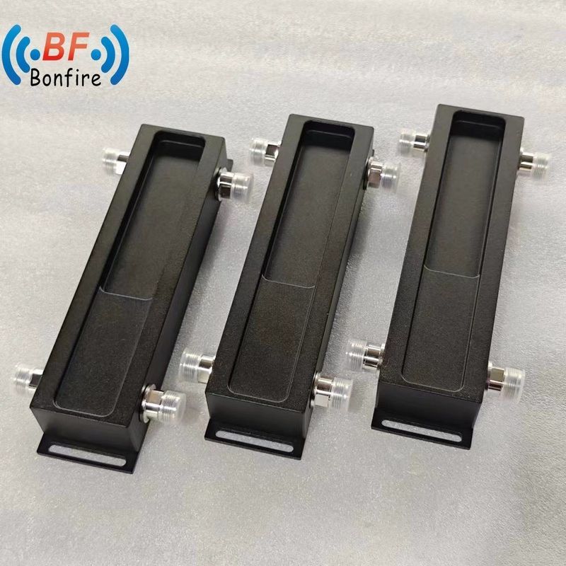 2X2 Hybride combinator RF Hybride koppelaar voor 5G-producten 698-3800MHz N Vrouwelijk