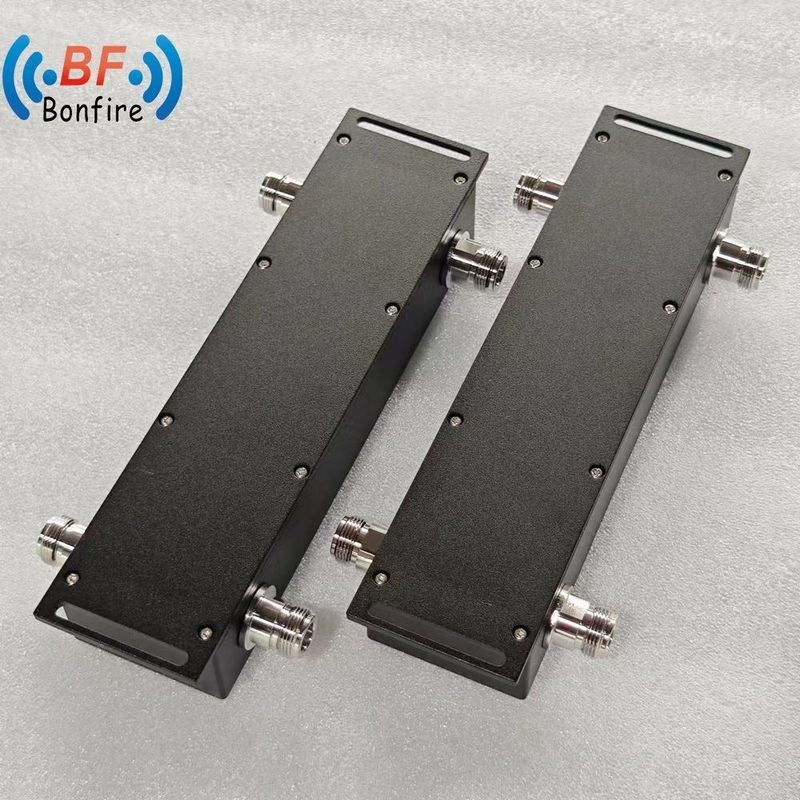 2 in 2 uit RF Hybride Combiner Coupler Frequentie 698-3800MHz N Vrouwelijke Connector Input Power 50W Ibs Componenten