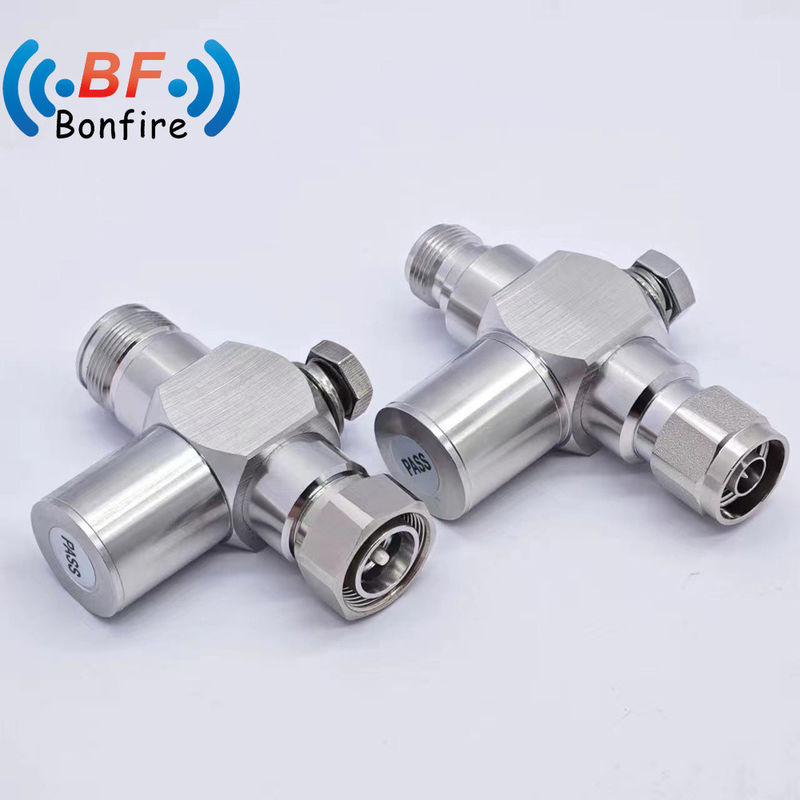 4.3-10 Mannelijke stekkerconnector Spanningsbeschermer voor N-F-interface en breed frequentiebereik